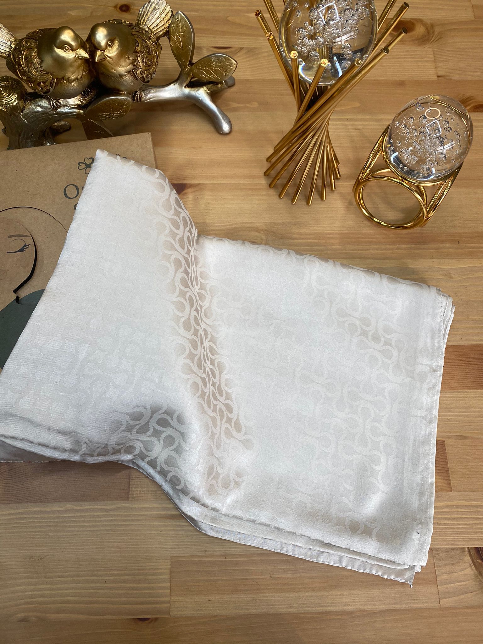 Bloom Desen Pamuk İpeksi Jakar Şal - Taş - Organic ScarfsOrganic Scarfs