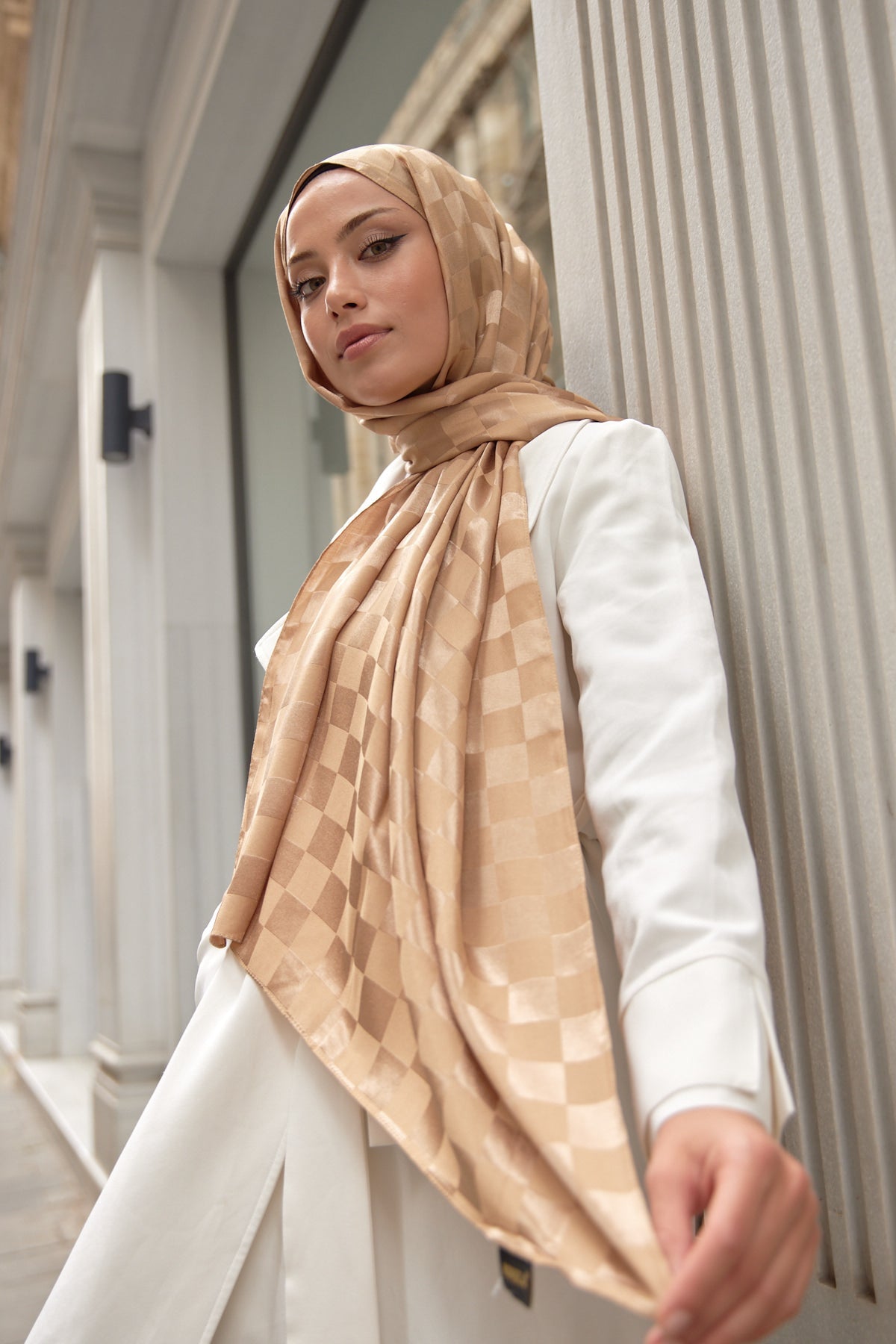 Bonjela Marka Dama İpeksi Jakar Şal - Vizon - Organic ScarfsOrganic Scarfs