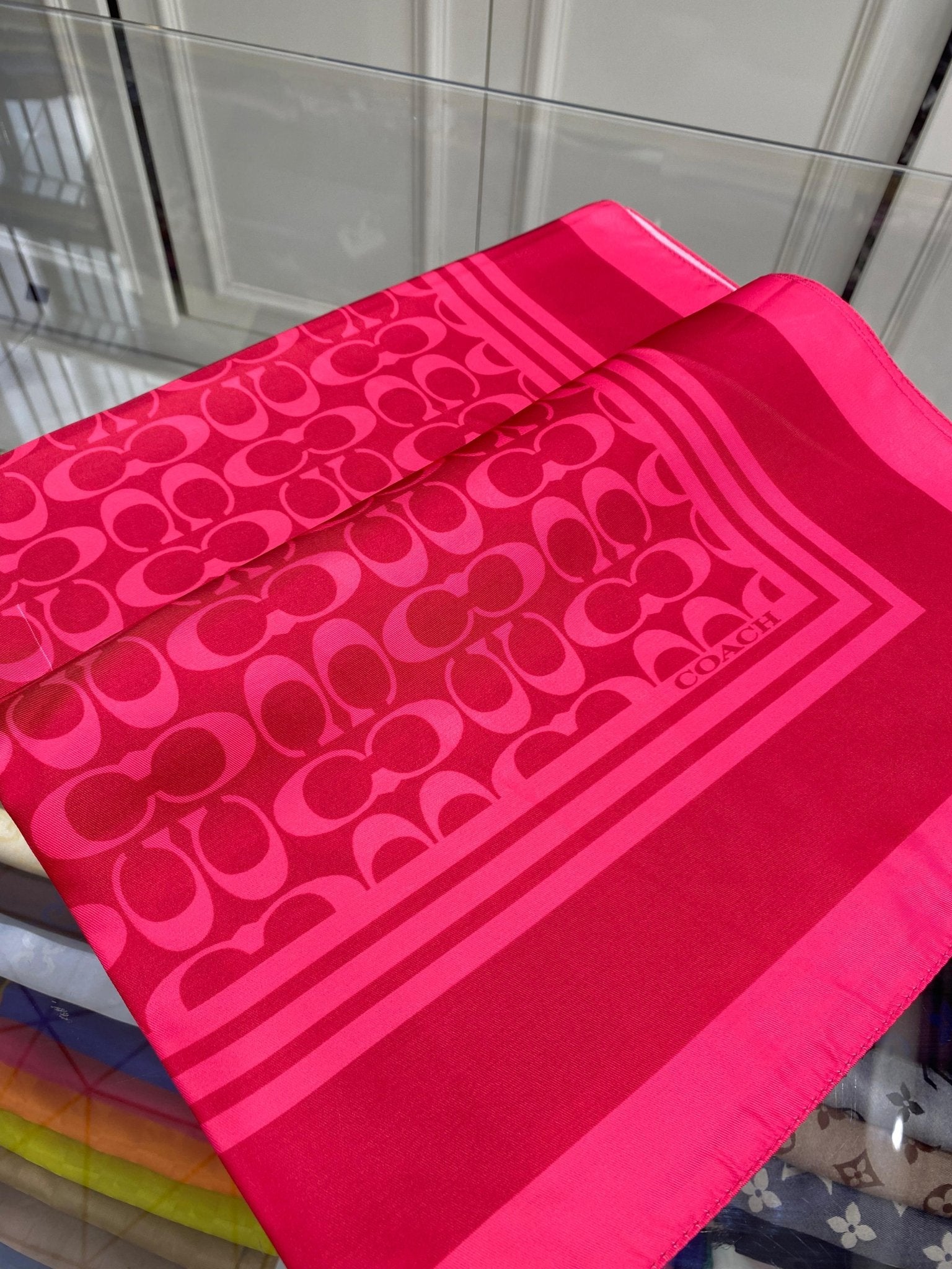 Coach Desen Twill İpek Şal - Fuşya - Organic ScarfsOrganic Scarfs