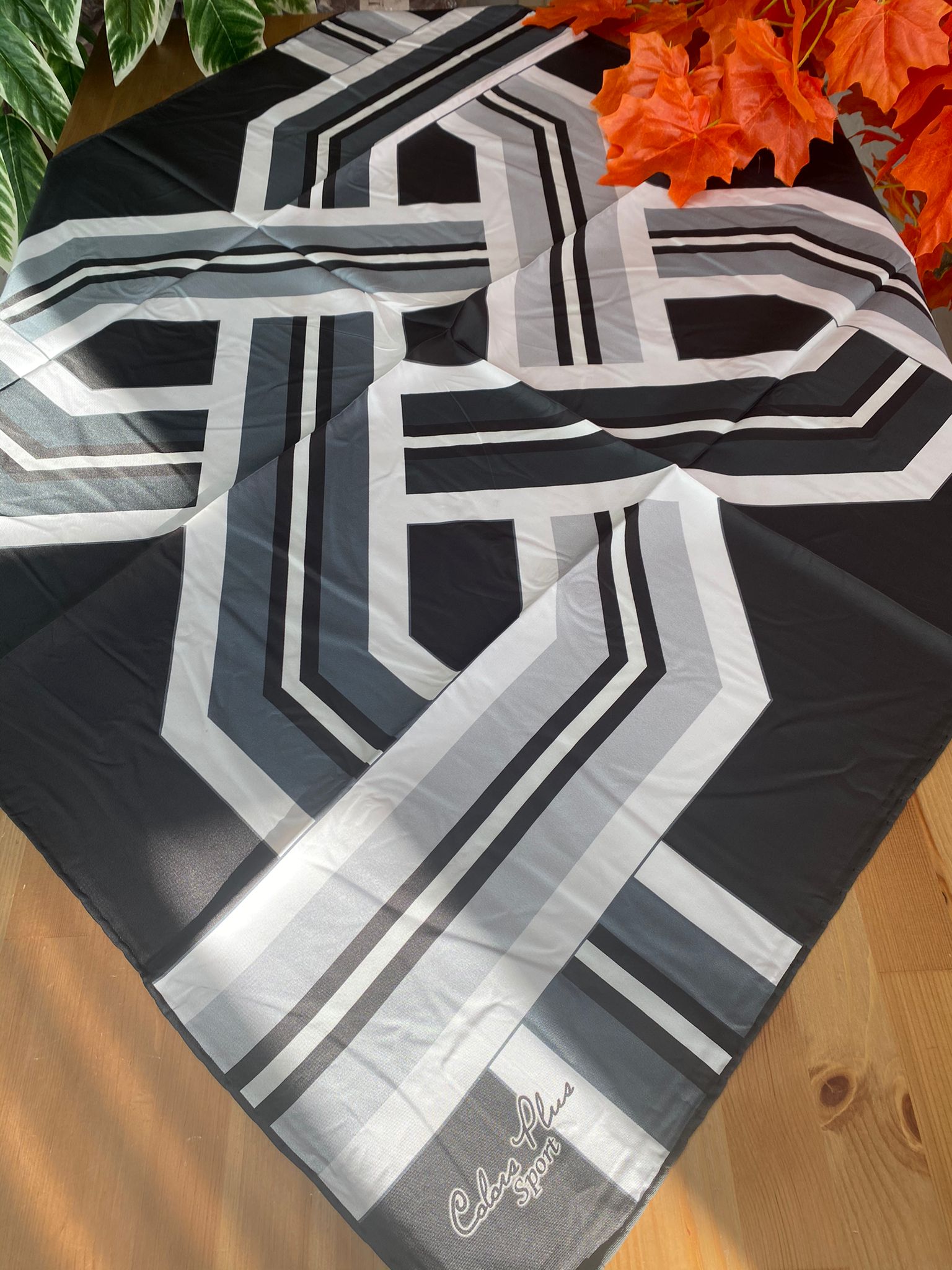 Colors Plus Marka Etnik Geometrik Desen Twill Eşarp - Siyah - Organic ScarfsOrganic Scarfs