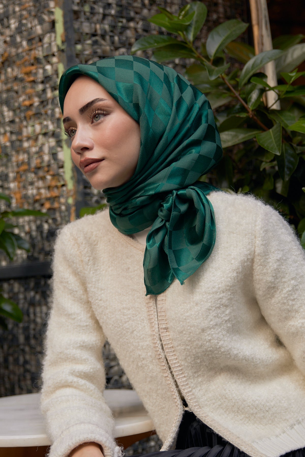Dama Desen Jakar Eşarp - Zümrüt - Organic ScarfsOrganic Scarfs
