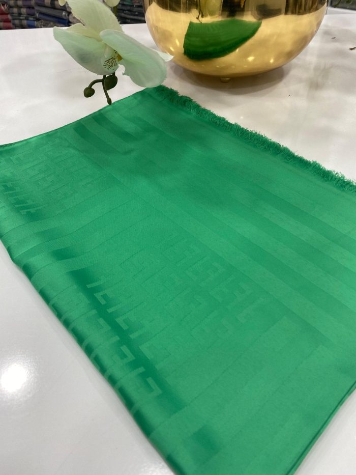 Fendi Pamuklu İpek Jakar Şal - Benetton - Organic ScarfsOrganic Scarfs