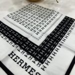 Hermes İpek Eşarp - Ekru