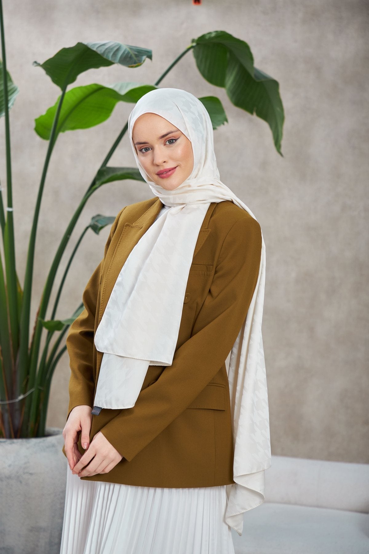 Kazayağı Desen Jakar Şal - Ekru - Organic ScarfsOrganic Scarfs