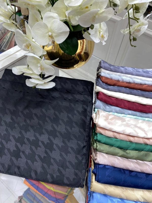 Kazayağı Desen Jakar Şal - Siyah - Organic ScarfsOrganic Scarfs