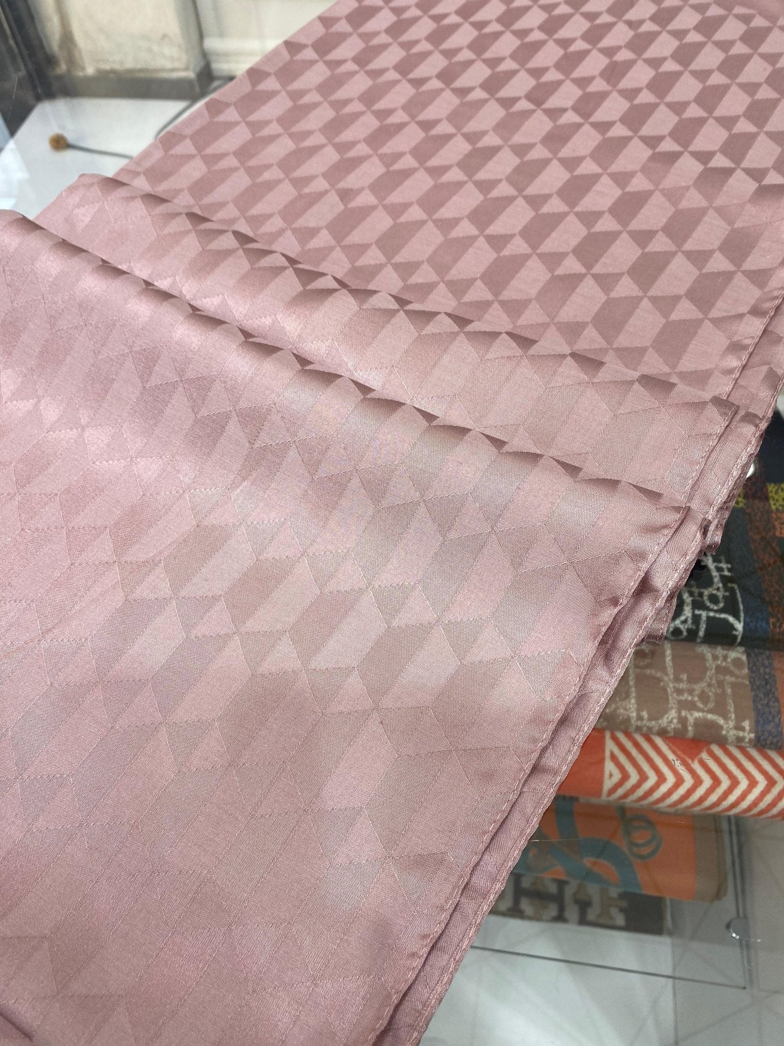 Qoza Desen İpeksi Jakar Şal - Pamuk Şekeri - Organic ScarfsOrganic Scarfs