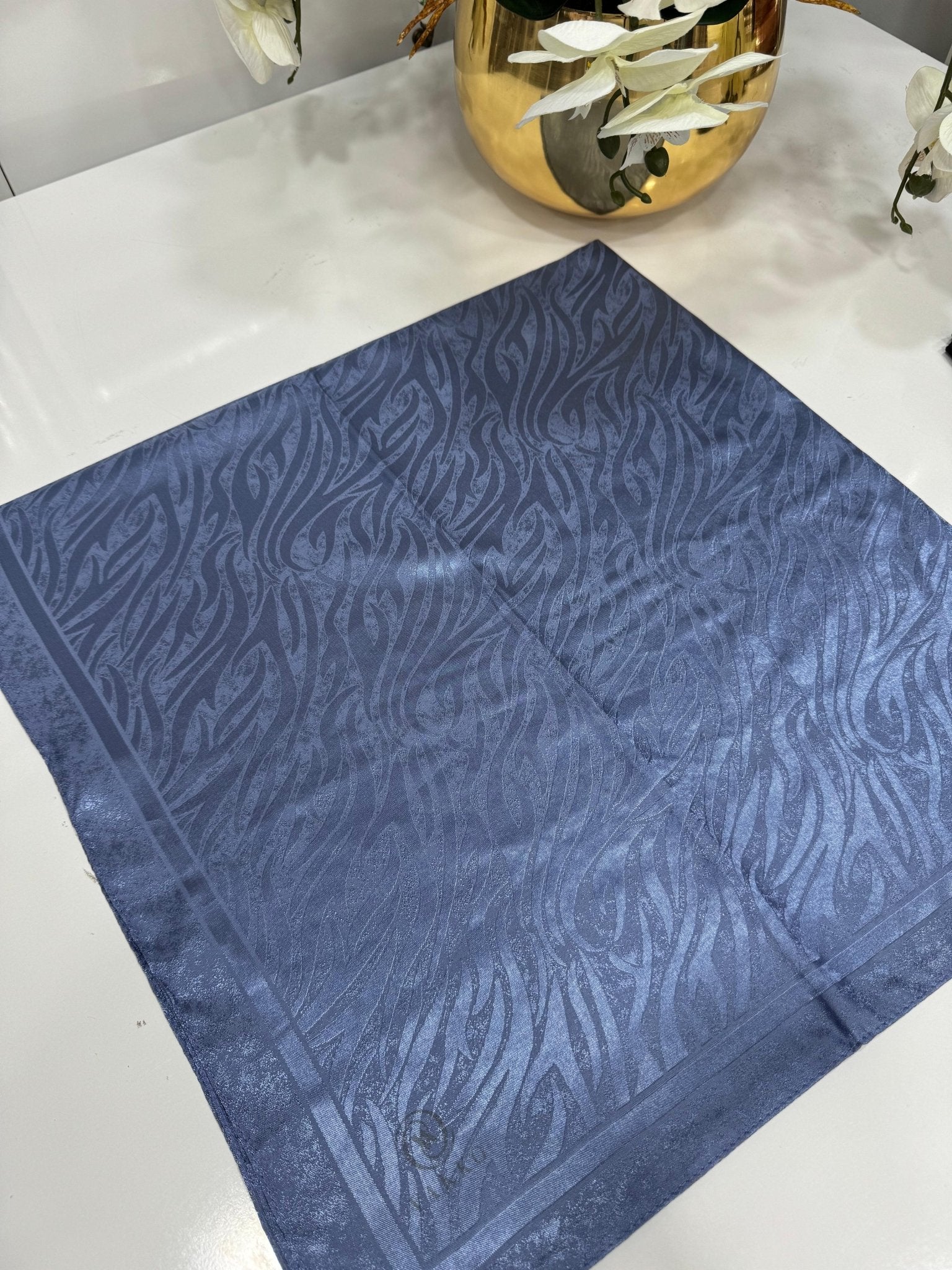 Vakko Dalga Desen İpeksi Eşarp - İndigo - Organic ScarfsOrganic Scarfs