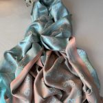 Gucci DESEN Çift taraflı İpeksi Jakar Şal - Mint Kopyası