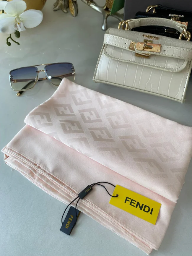İthal Jakar Eşarp Fendi Eşarp 44115 - Pudra