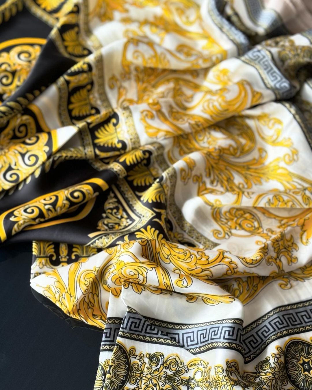 Versace İthal Vual İpek Şal - Organic ScarfsOrganic Scarfs
