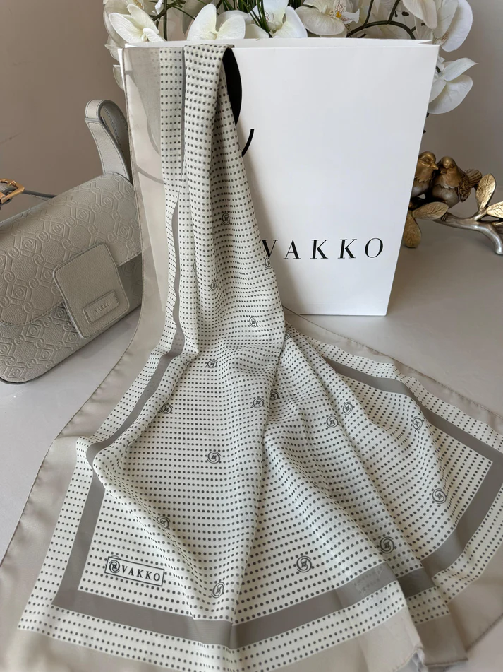 Vakko Nokta Desen İpeksi Şal 44138 - Bej