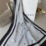 Vakko Nokta Desen İpeksi Şal 44138 - Beyaz/Siyah