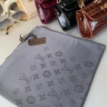 İthal Lv Jakar İpek Eşarp 44116 - Füme