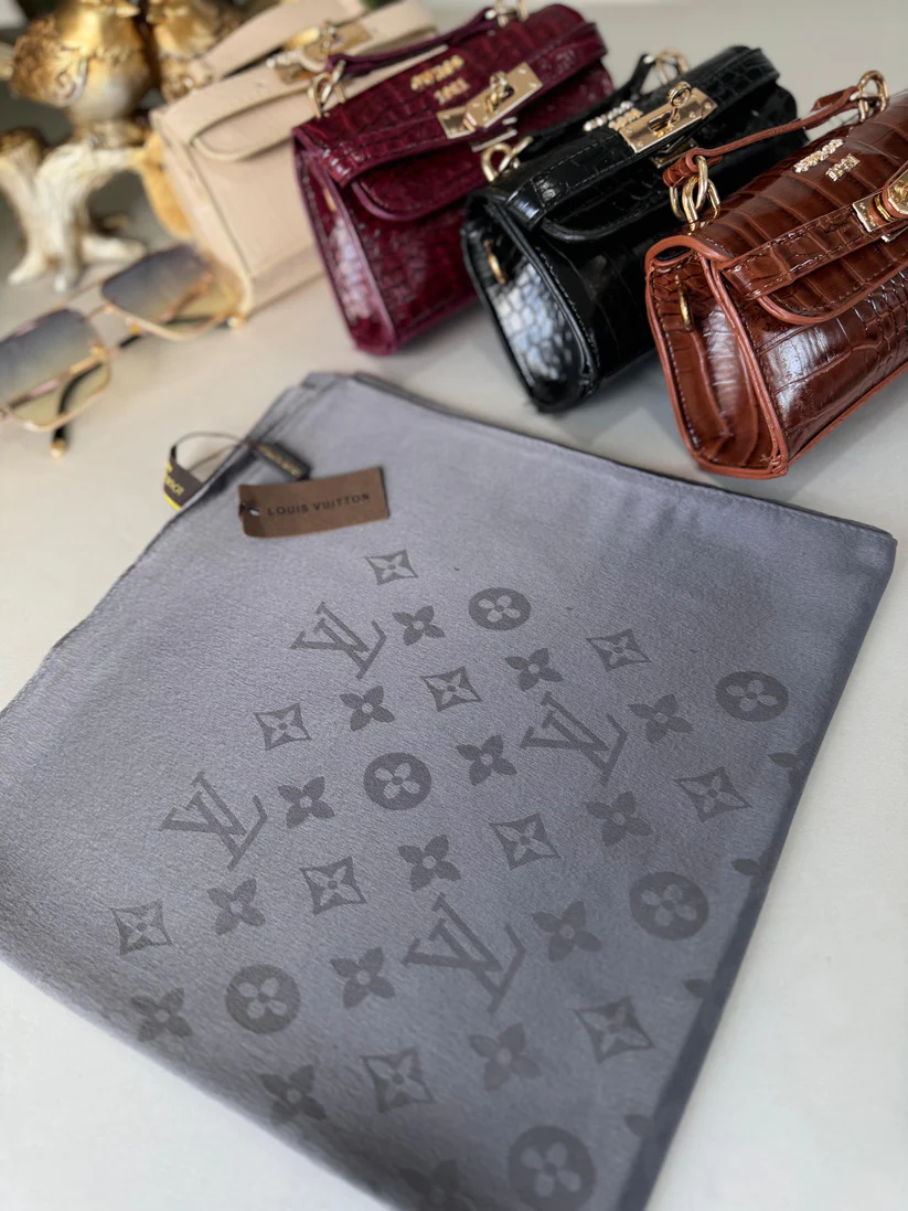 İthal Lv Jakar İpek Eşarp 44116 - Füme