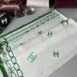 Chanel Saten İpek Eşarp 44124 - Benetton