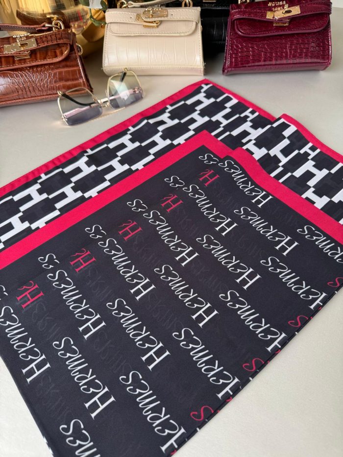 Hermes Saten İpek Eşarp 44123 - Siyah/Fuşya