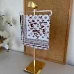 Louis Vuitton İmzalı Twill İpeksi Eşarp 491492 - Caramel