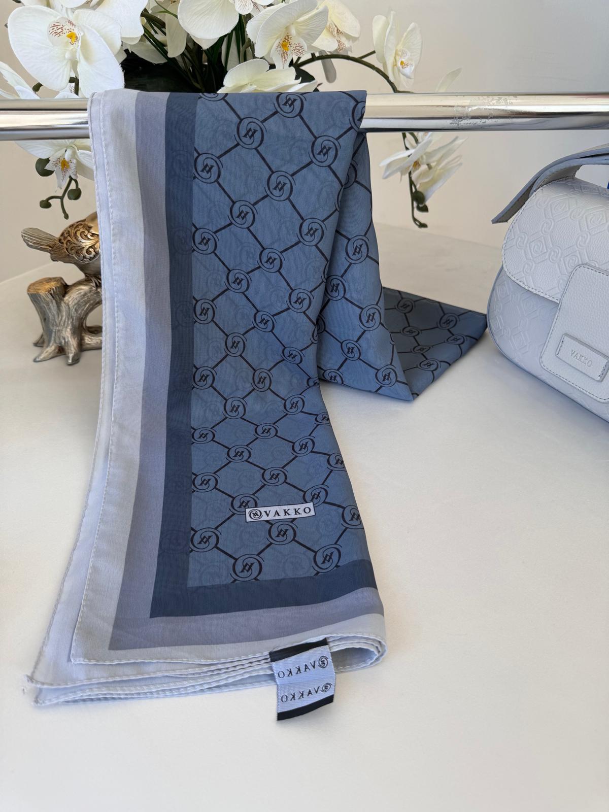 Vakko Monogram Desen İpeksi Şal 14534 - Füme