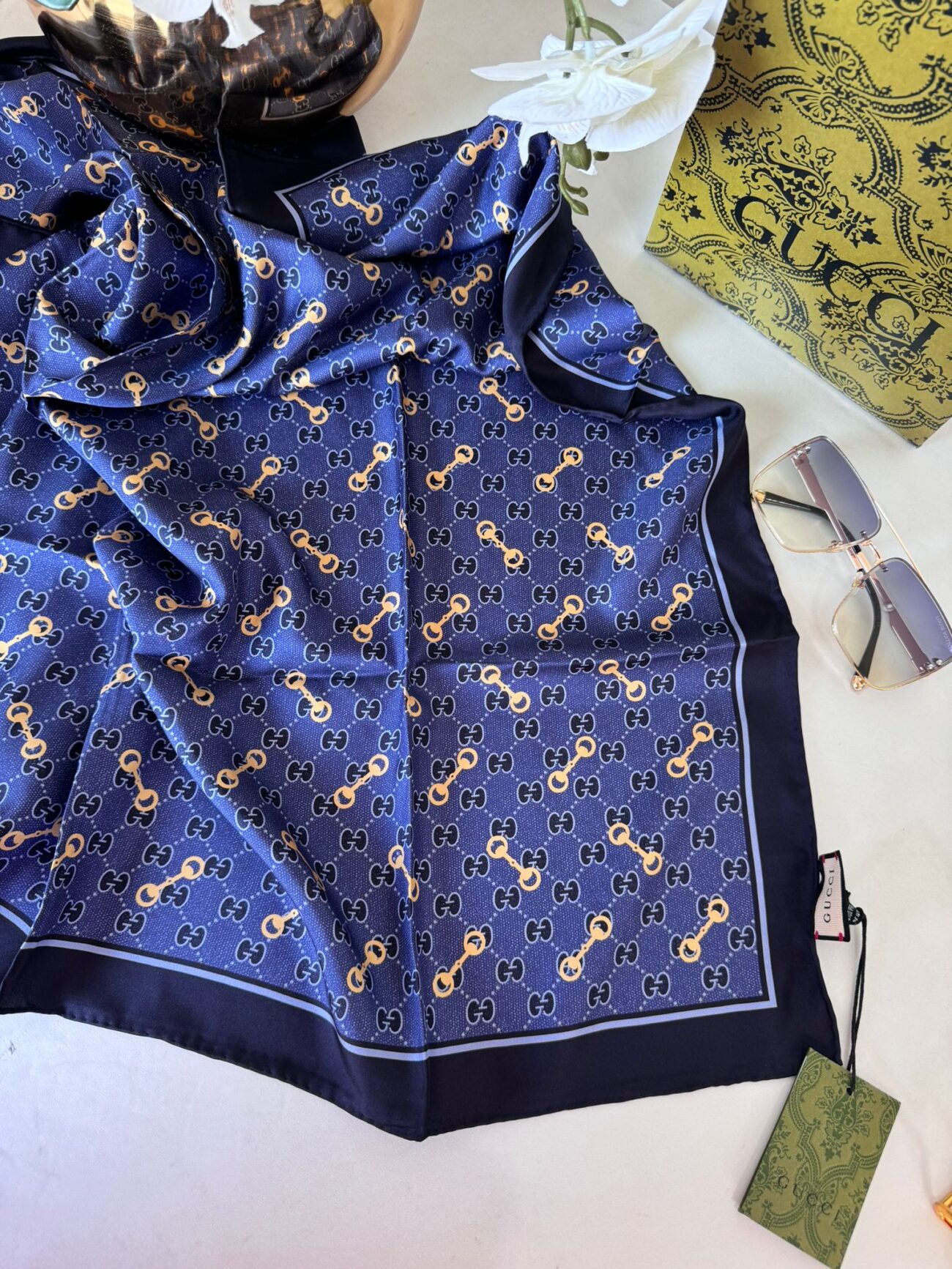 Gucci Lacivert İthal İpek Eşarp 55467