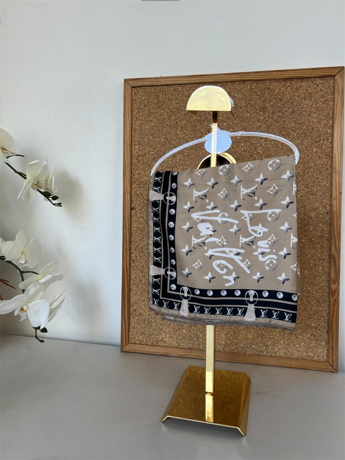 Louis Vuitton İmzalı Twill İpeksi Eşarp 491492 - Camel