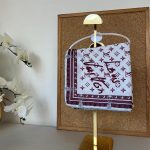 Louis Vuitton İmzalı Twill İpeksi Eşarp 491492 - Vişne