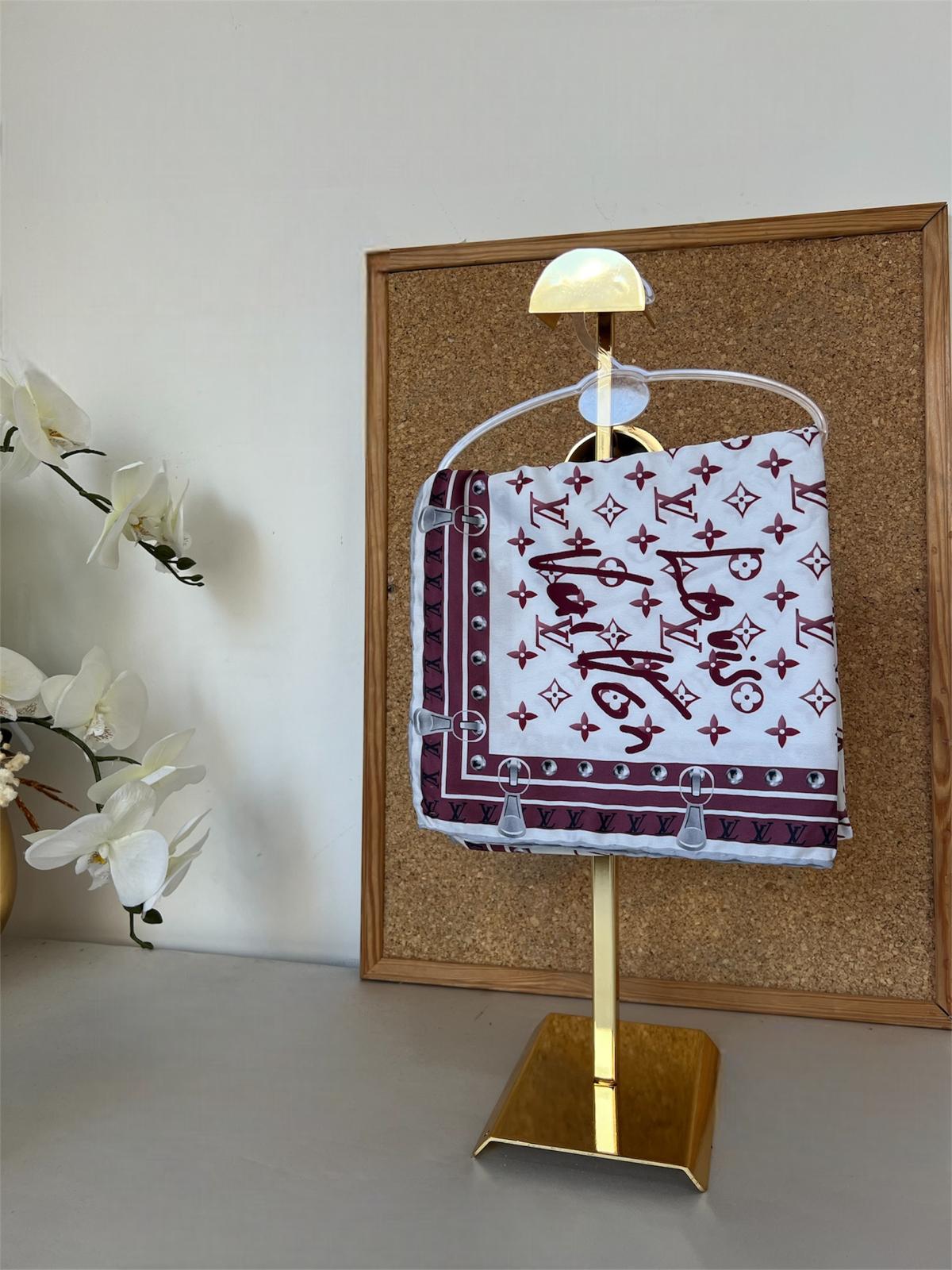 Louis Vuitton İmzalı Twill İpeksi Eşarp 491492 - Vişne