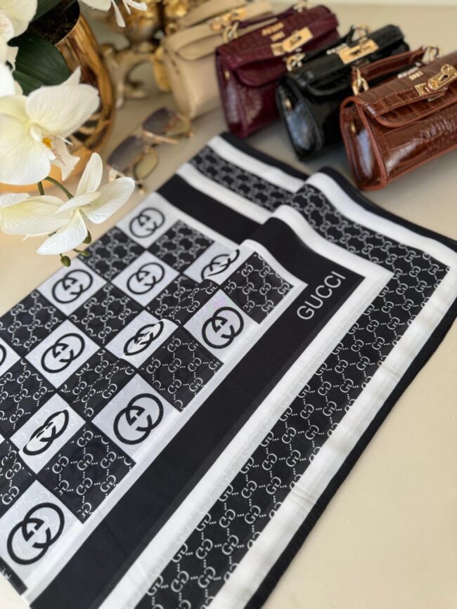 Gucci Krep İpek Eşarp 44125 - Siyah