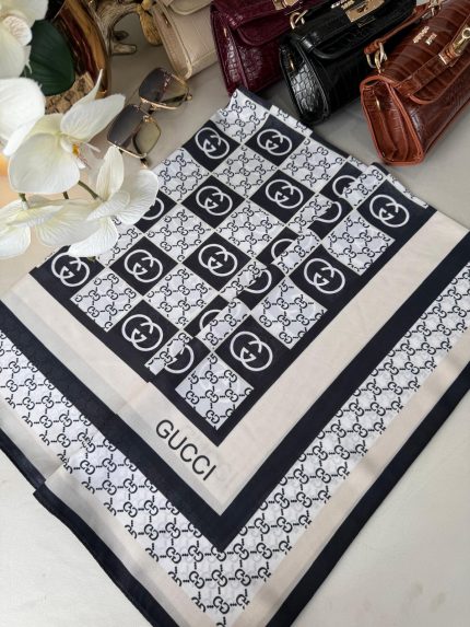 Gucci Krep İpek Eşarp 44125 - Açık Bej