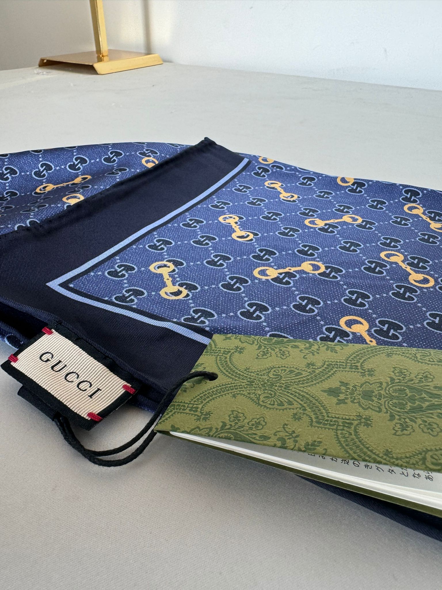 Gucci Lacivert İthal İpek Eşarp 55467 - Görsel 4