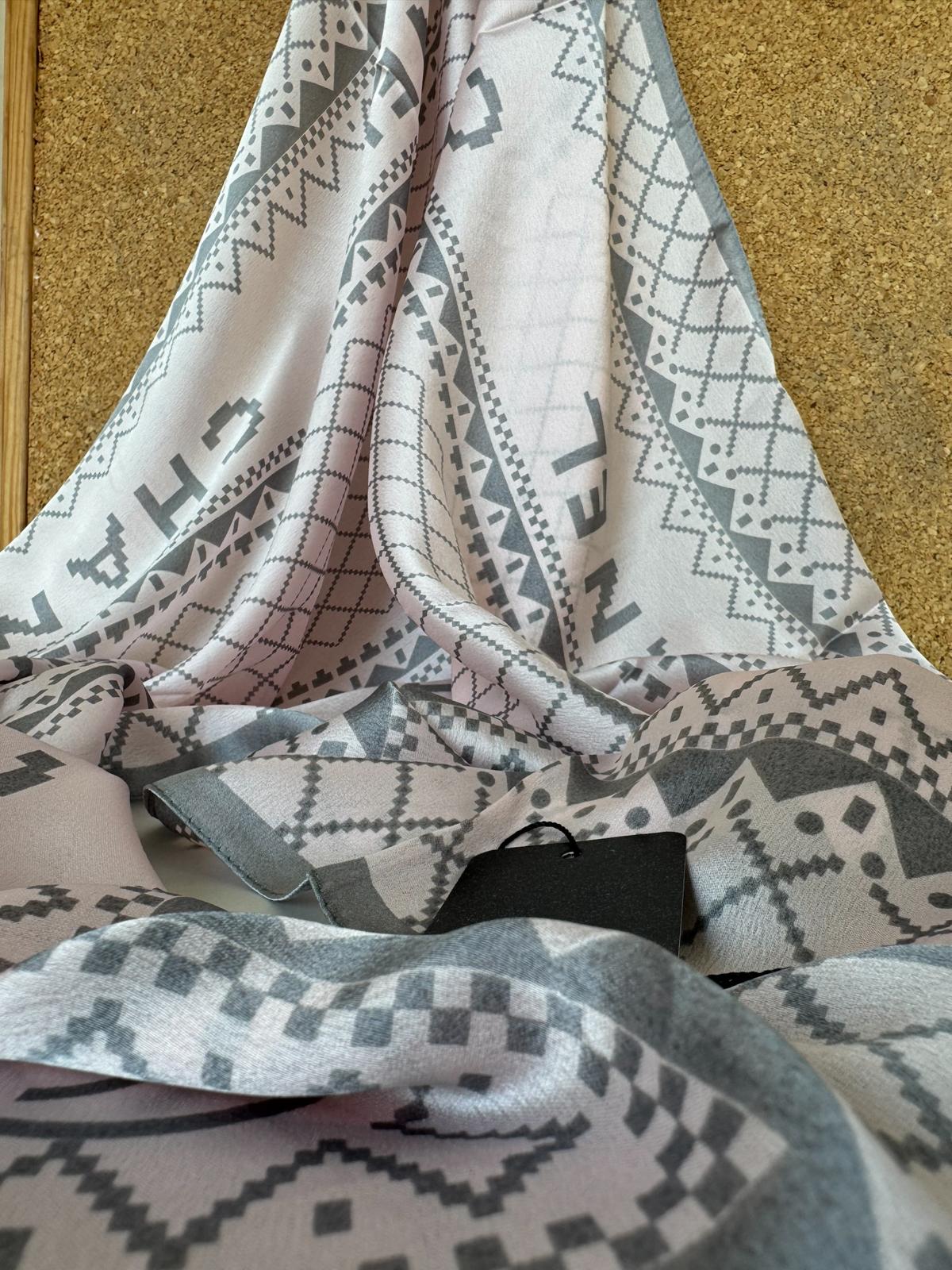 Chanel İthal Vual İpek Şal 014461 - Toz Pembe - Görsel 2