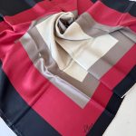 COLOR PLUS KARE DESEN %100 İPEK EŞARP 19011998 - Siyah