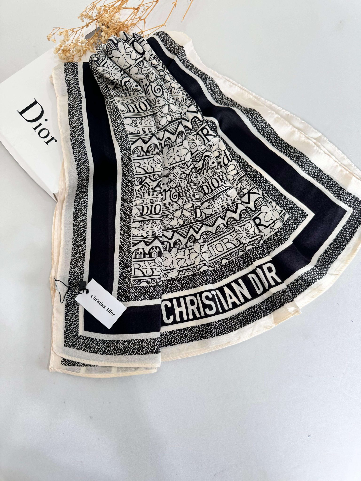 Dior İthal Vual İpek Şal 44983 - Siyah - Görsel 2