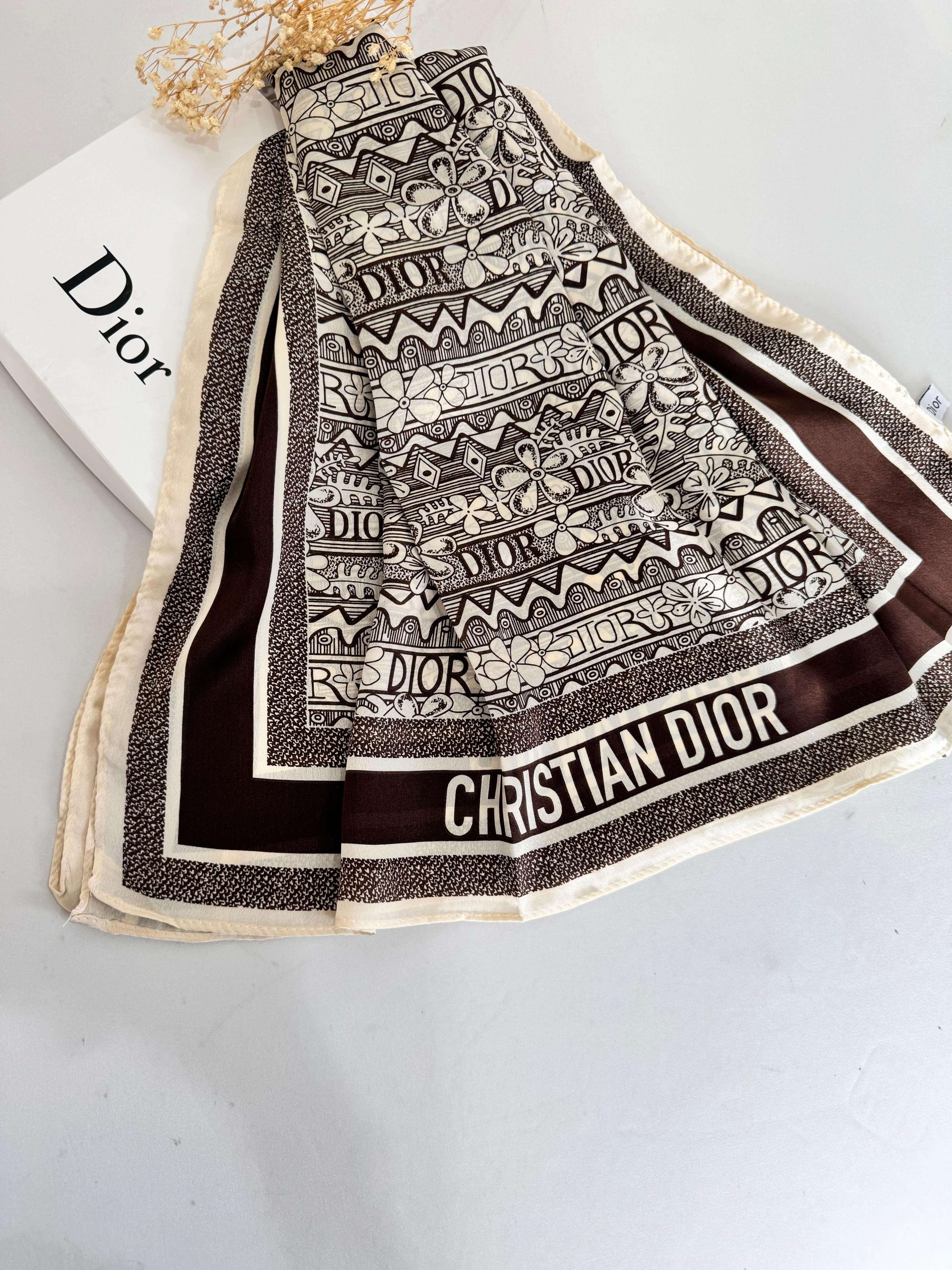 Dior İthal Vual İpek Şal  44983 - Bej - Görsel 2