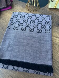 Gucci Yun İpek Çİft Taraflı Şal 87452 - Gri