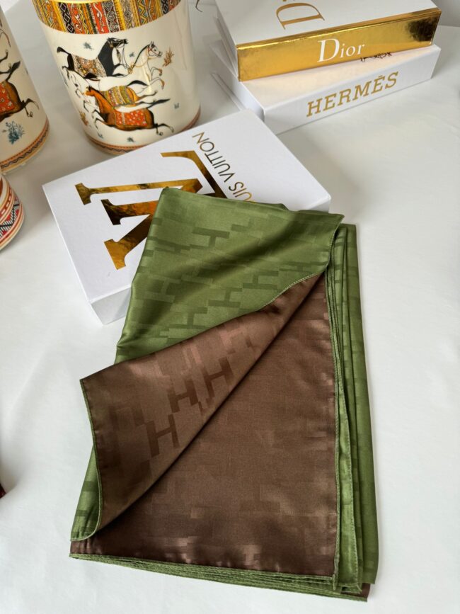 İthal Hermes Çift Taraflı İpek Şal - Hakİ/Kahve