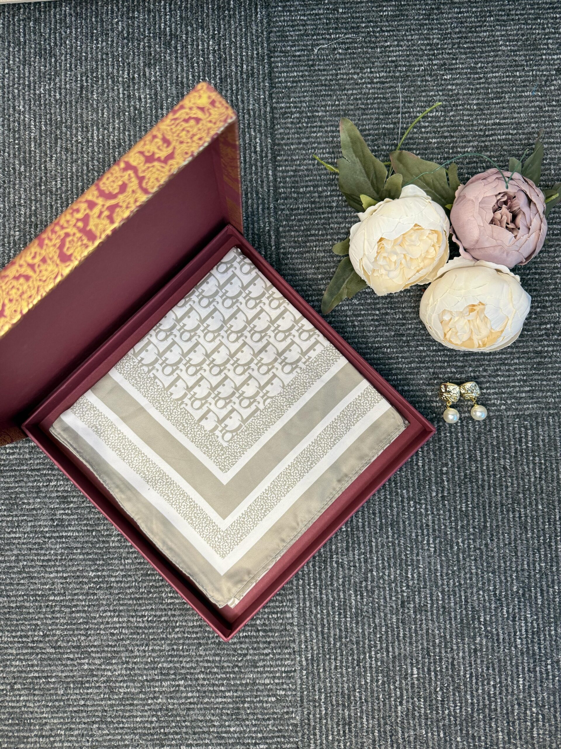 Dior Marka Eşarp - Soft Yeşili - Görsel 2