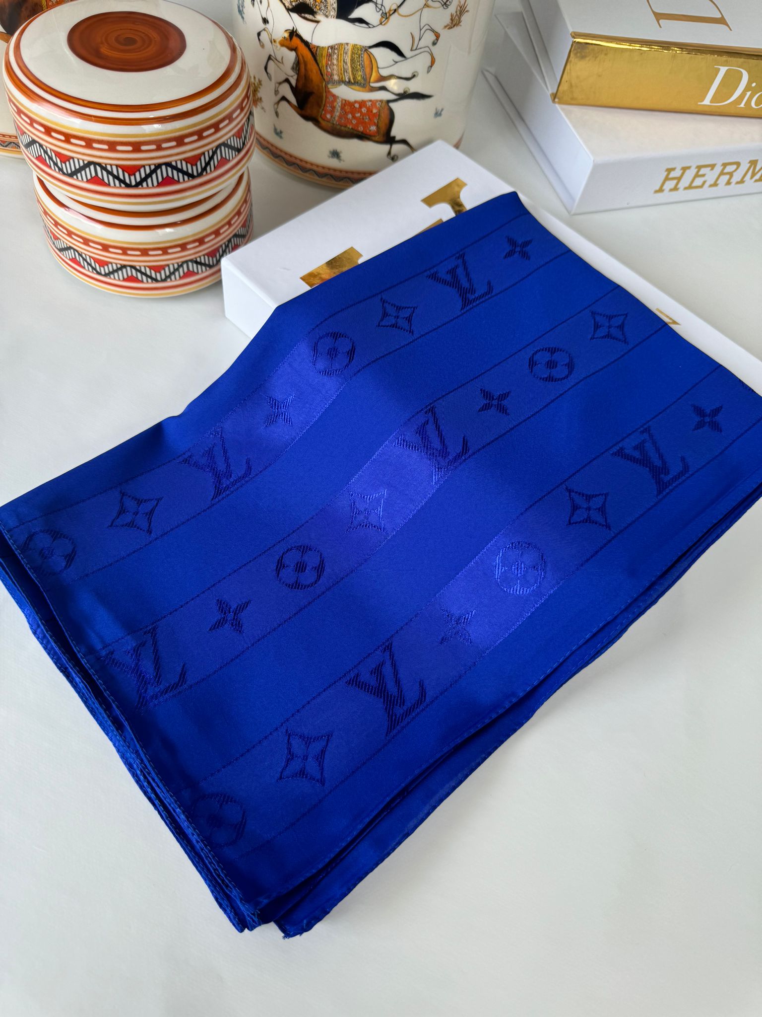 Lv Jakar Şal 44145 - Saks