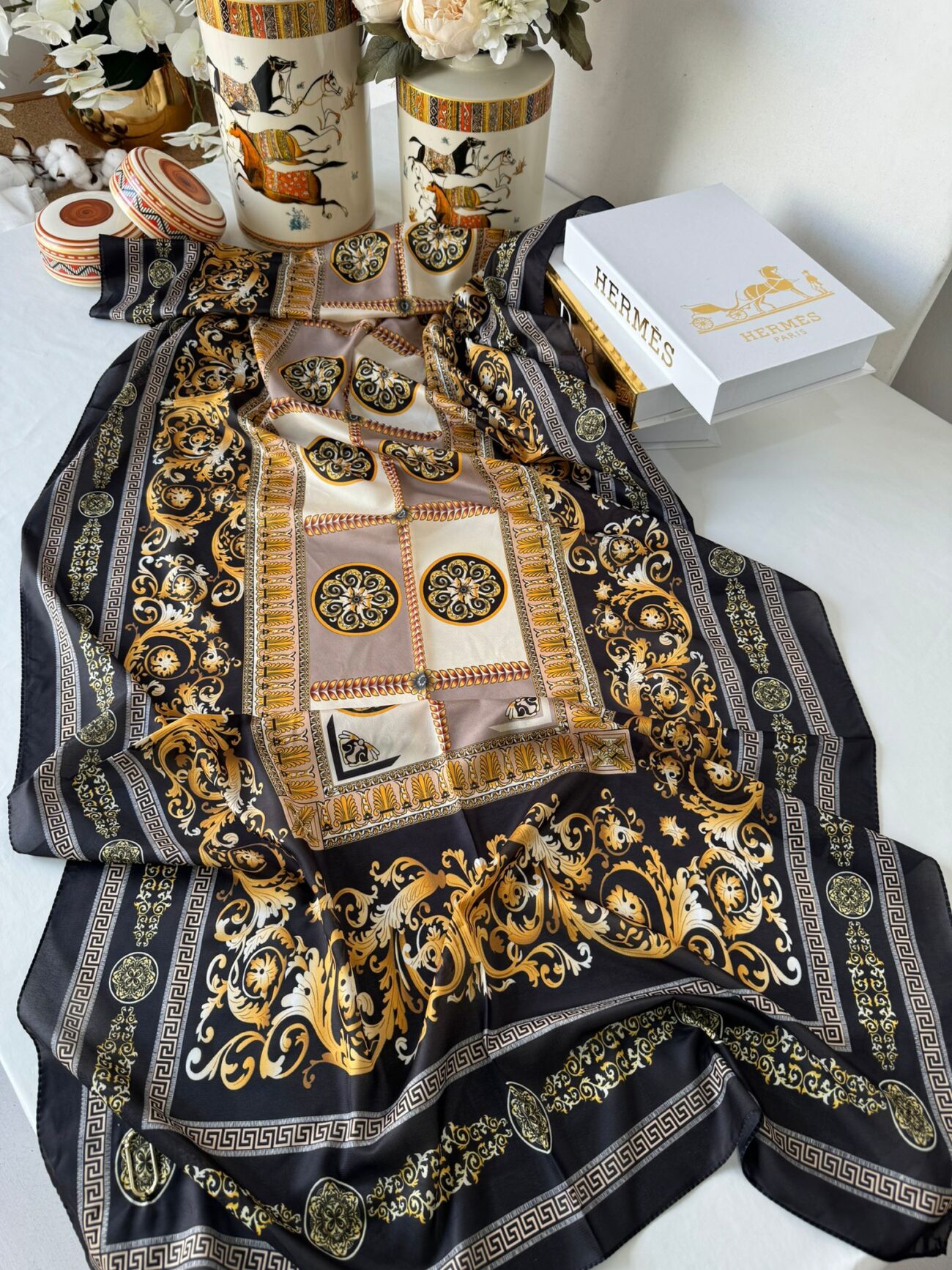 Versace Vual Şal Yerli 84263 - Siyah