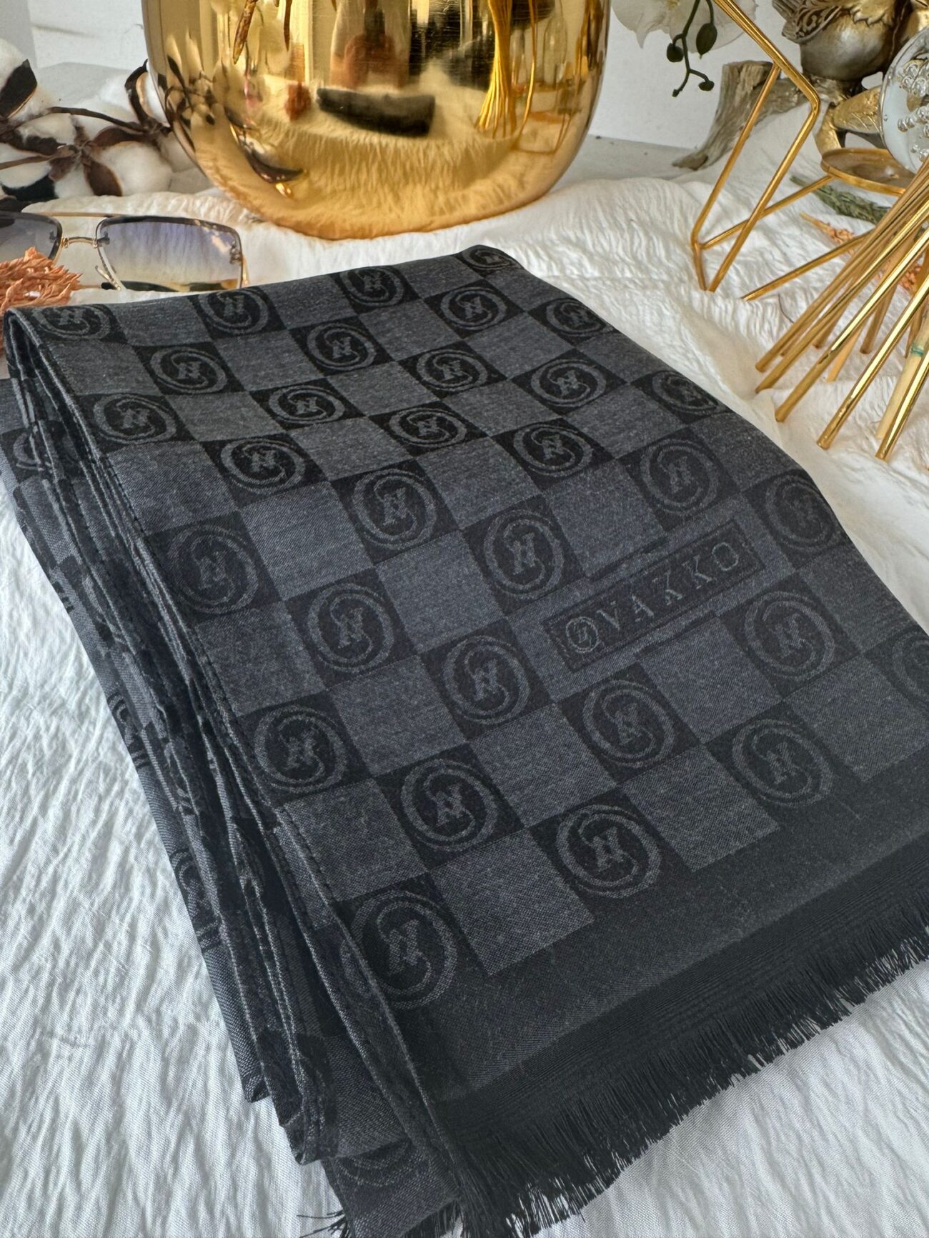 Vakko Çift Taraflı İtalyan Pamuk İpek Şal 96512 – Antrasit