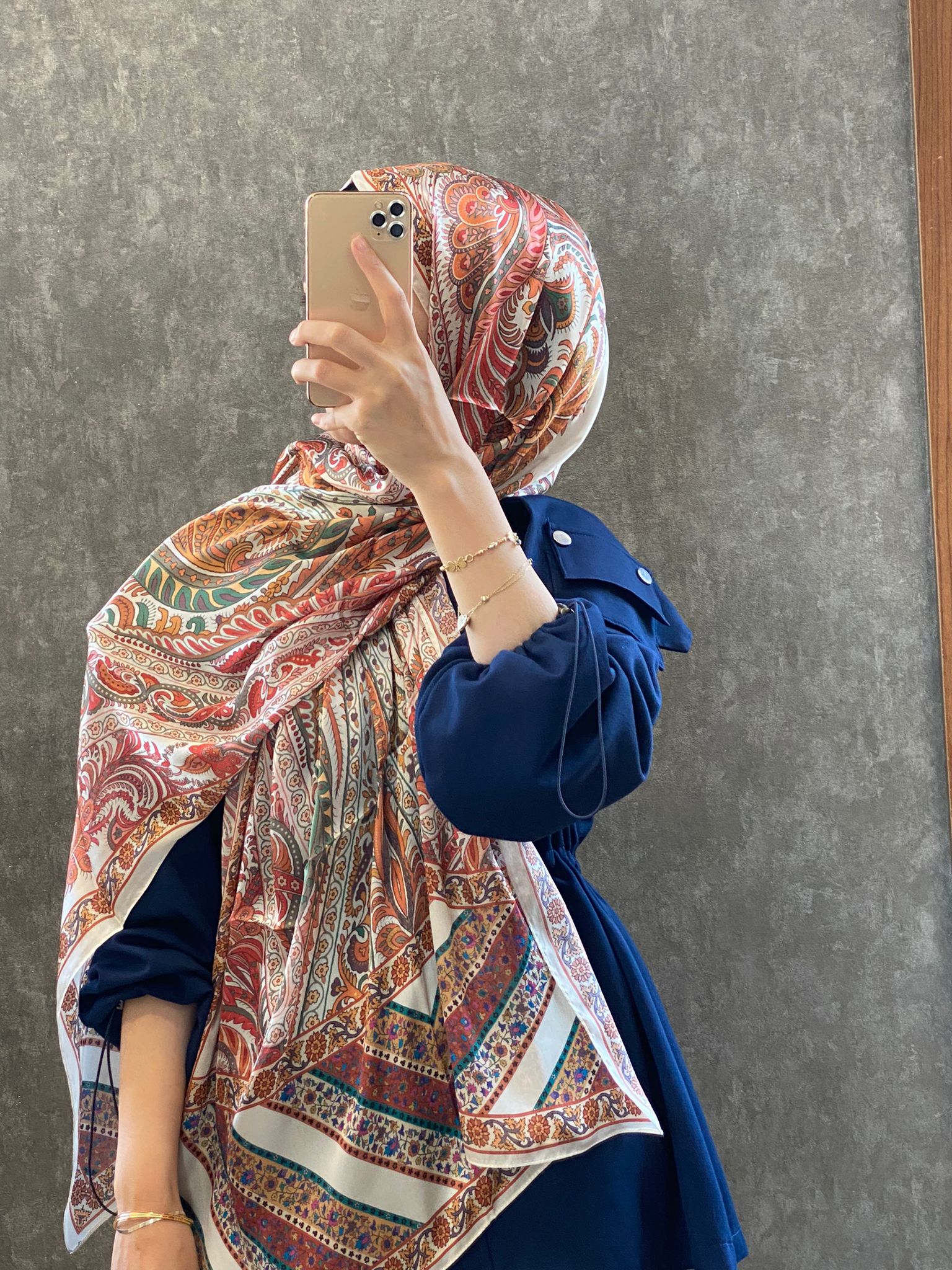 İTHAL ETRO DESEN NEW VUAL İPEK ŞAL 44344 -Altın - Görsel 2