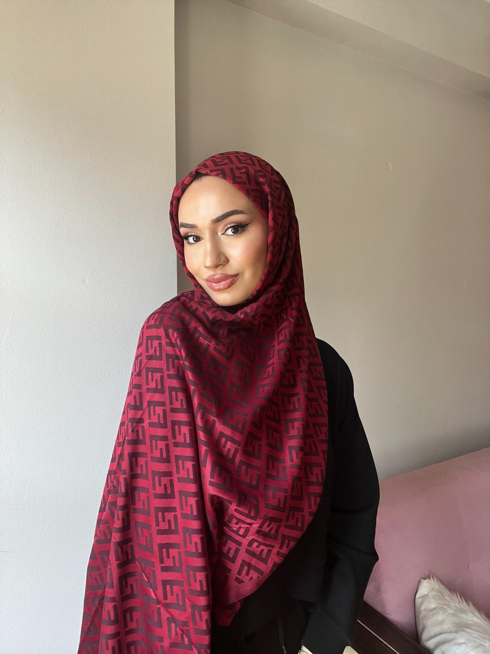 Fendi Desenli İpek Kaşmir Çift Taraflı Şal 78001 - Bordo - Görsel 3