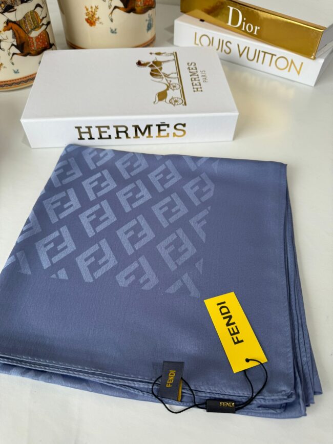 İthal Fendi Eşarp 44115 - İndigo