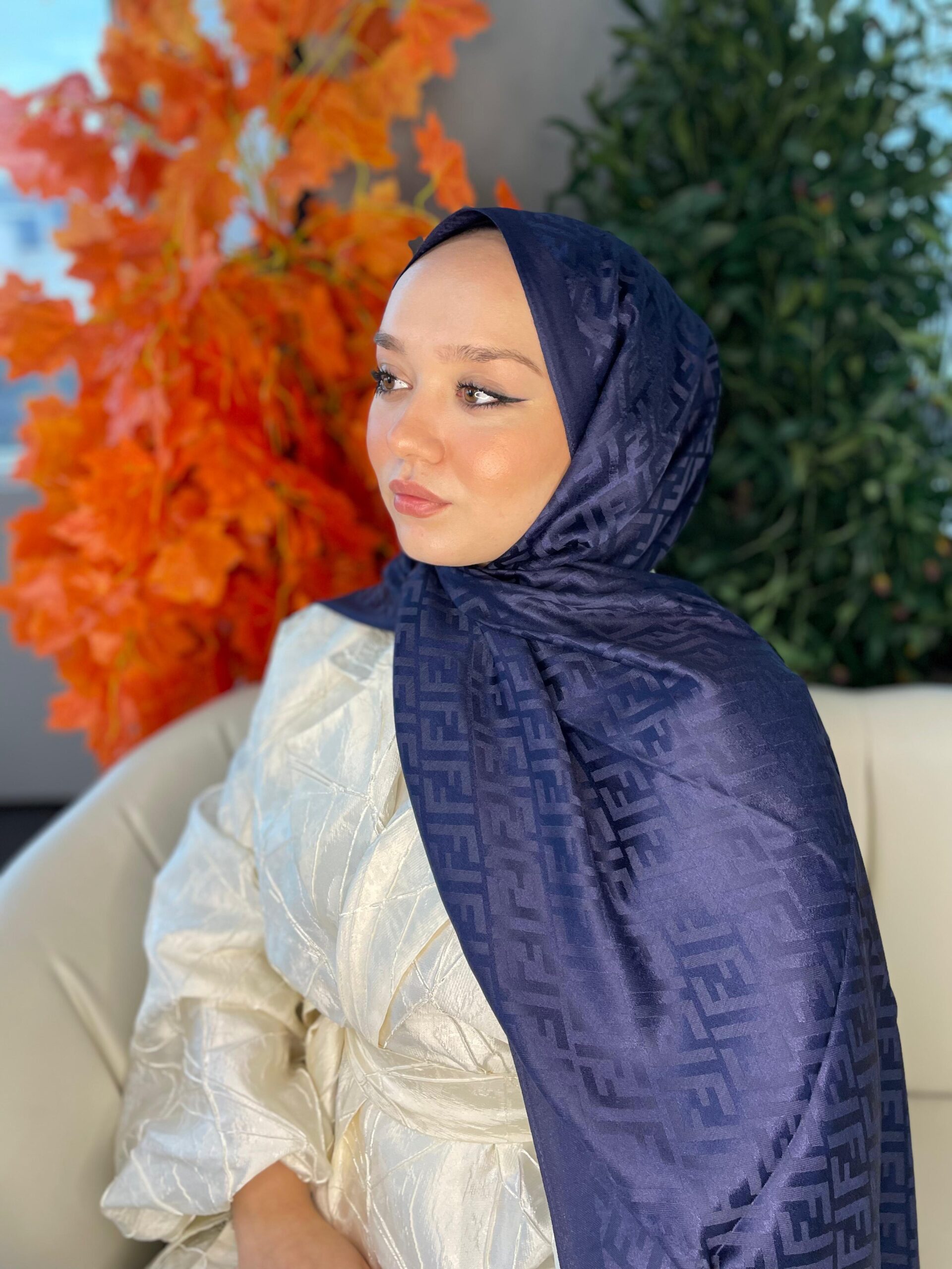 İthal Fendi Kaşmir İpek Şal 49101 - Lacivert - Görsel 2