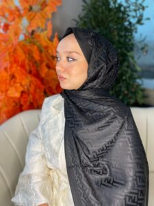 İthal Fendi Pamuk Yün İpek Şal 49101 - Siyah