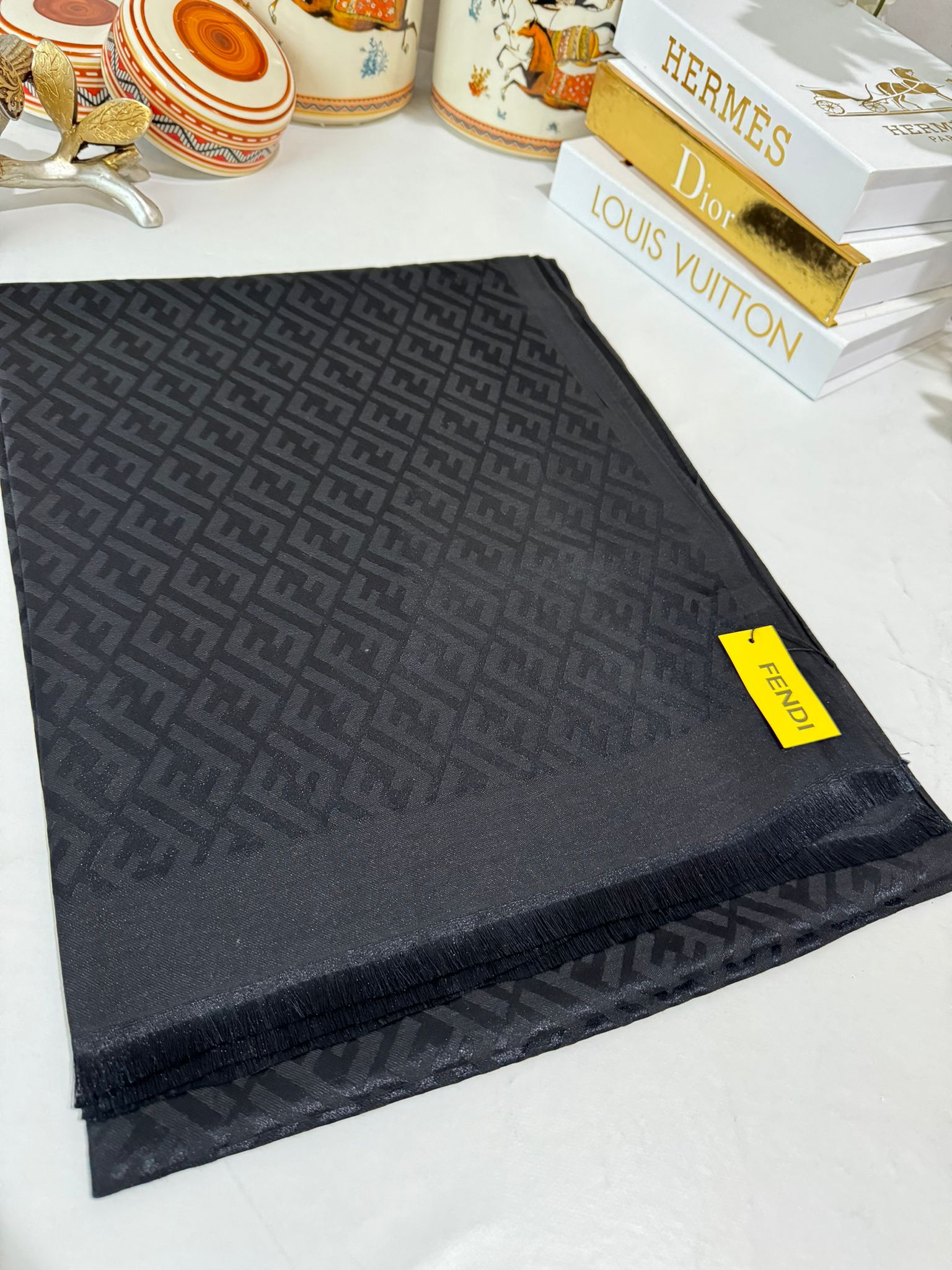 İthal Fendi Pamuk Yün İpek Şal 49101 - Siyah - Görsel 3