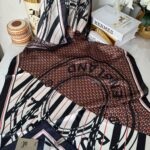 Burberry Çift Taraflı İthal Vual İpel Şal 78631 - Siyah-Kahve