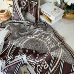 Burberry Çift Taraflı İthal Vual İpel Şal 78631 -  Kahve - Yeşil