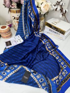 Fendi Çift Taraflı Vual İpek Şal 11143 - Saks