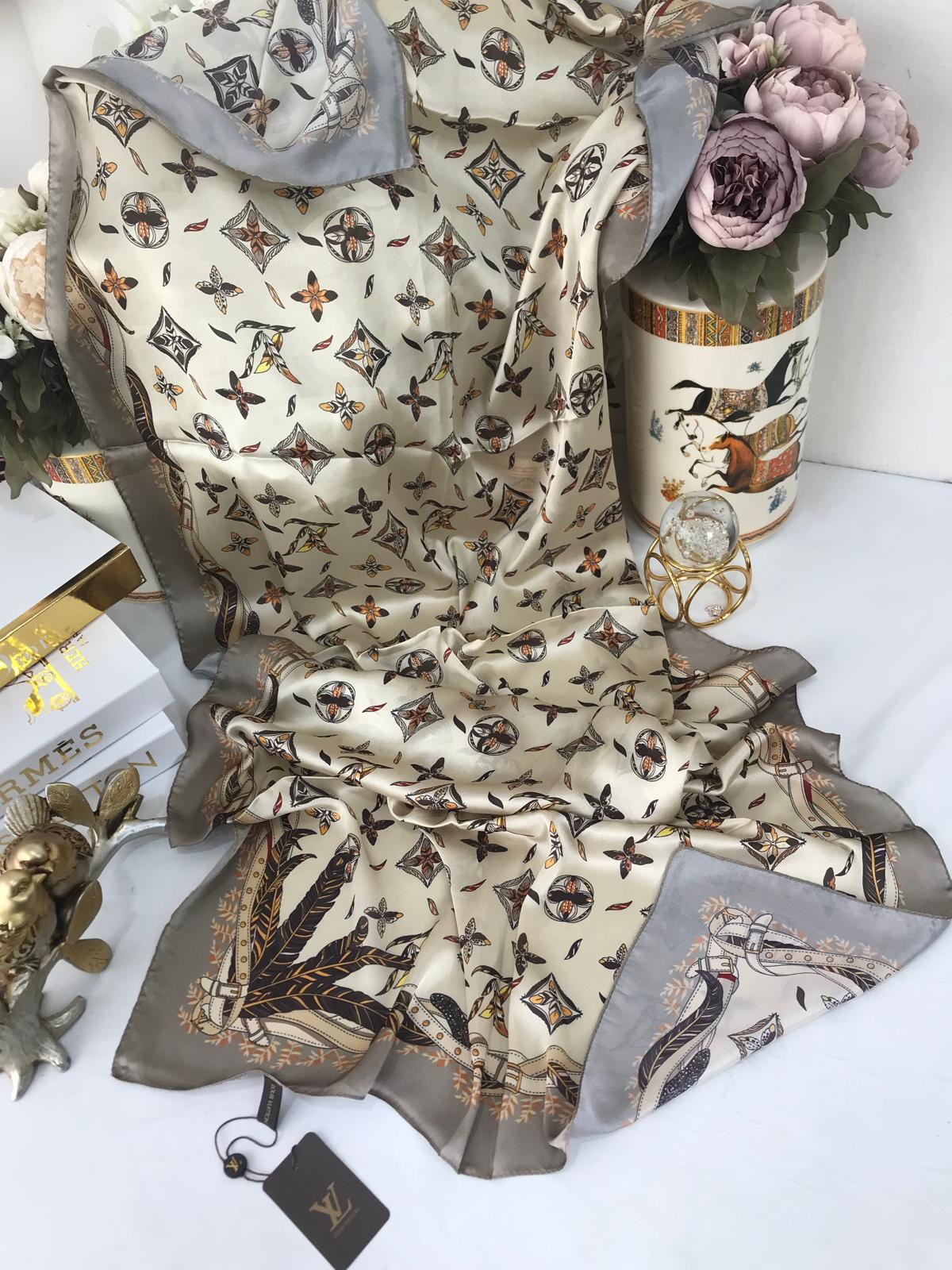 LV Desenli İthal Vual İpek- Vizon - Görsel 3