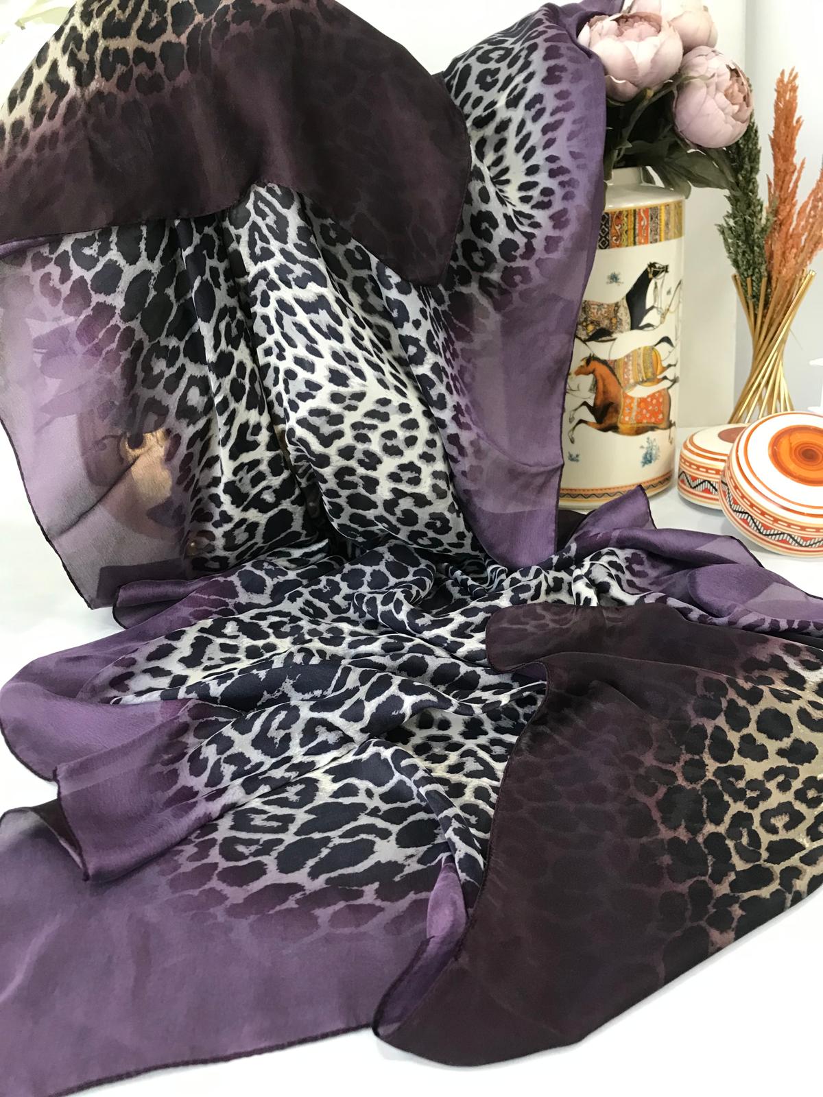 İthal Jaguar Desenli Çifttaraflı Vual İpek Şal-34014 Mor - Görsel 2